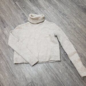 Talula Aritzia Cropped Loose Knit Turtleneck Sweater Mohair Wool Blend Sz XS